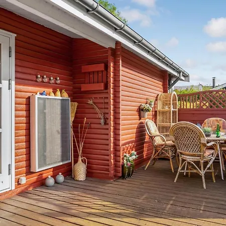 1 Bedroom Awesome In Hébergement de vacances Bogø By